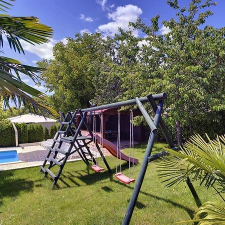 Villa Semy بازين المظهر الخارجي الصورة